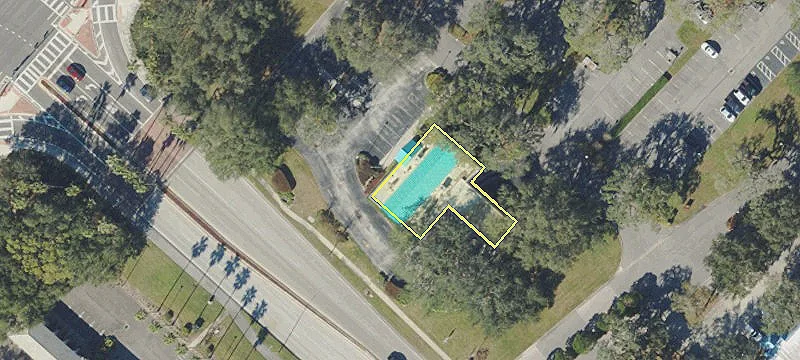 15302 Amberly Dr