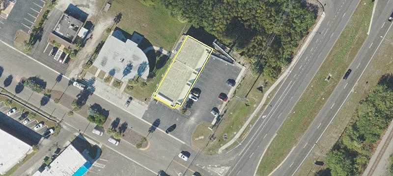 101 Flamingo Dr