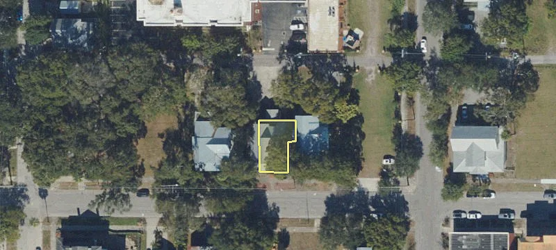 308 Oak Ave
