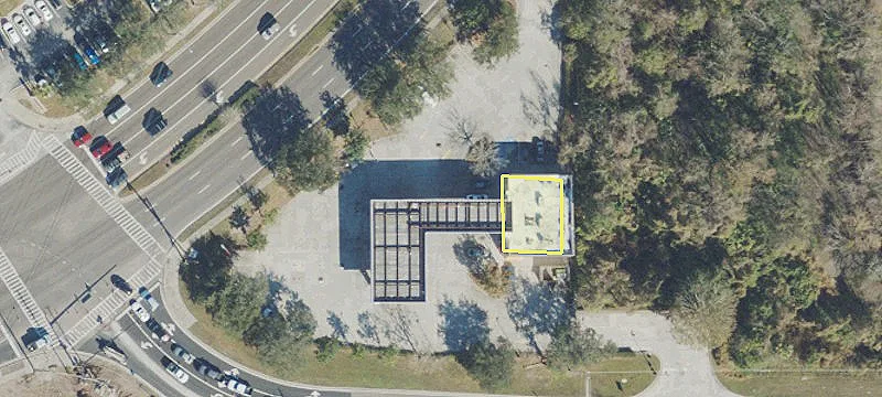 7405 Red Bug Lk Rd