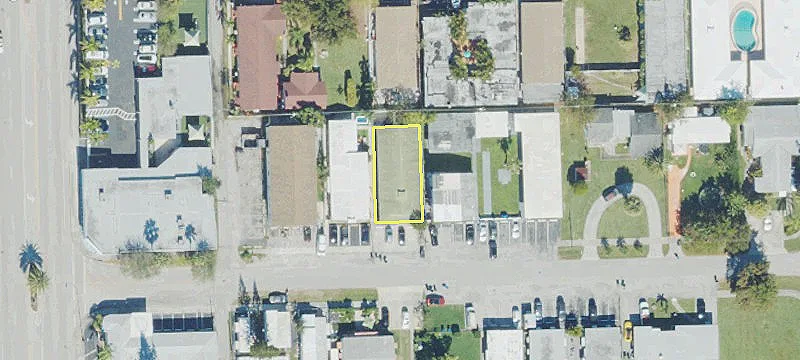 623 5 St
