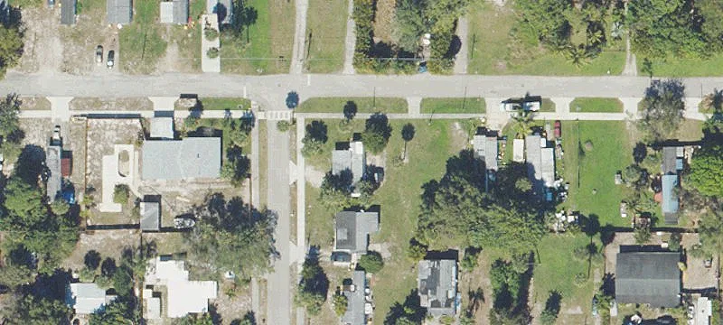 1379 Martin Ave