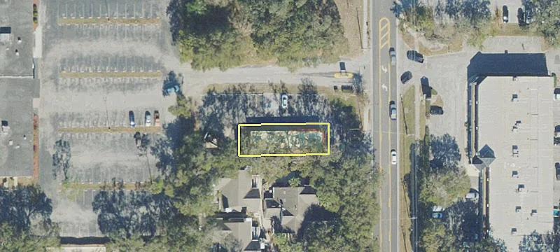 278 Douglas Ave