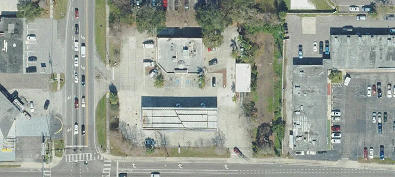 1200 Bay Dr