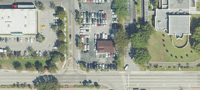 3297 Oakland Park Blvd