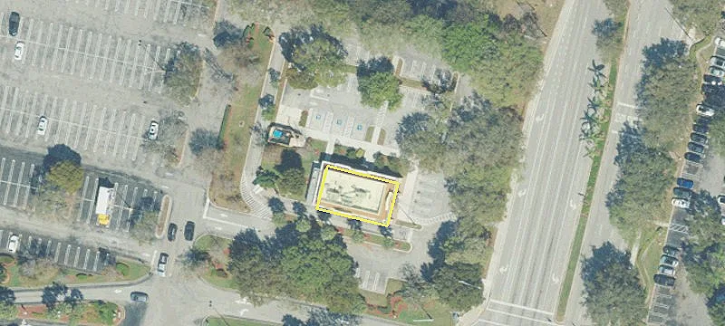 900 University Dr