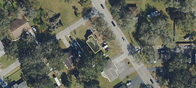 204 Lithia Pinecrest Rd