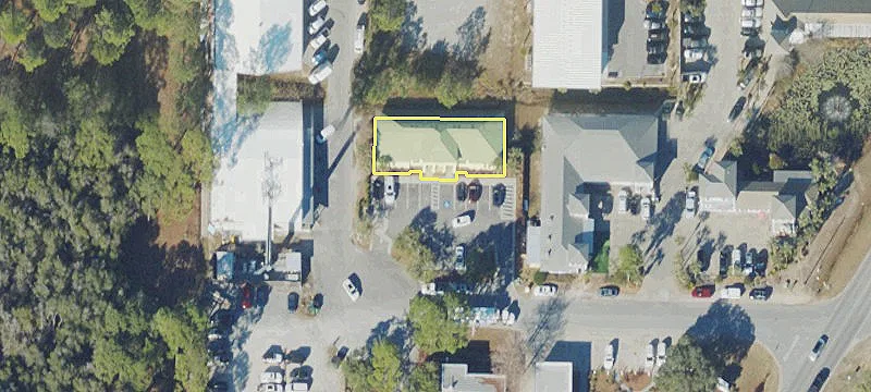 60 Clayton Ln