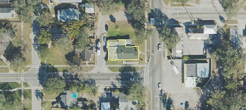 1220 Sanford Ave