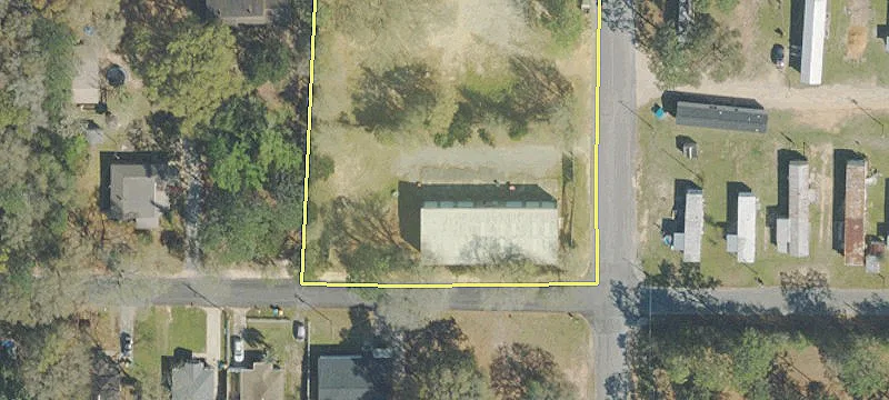 160 Cayson Ave