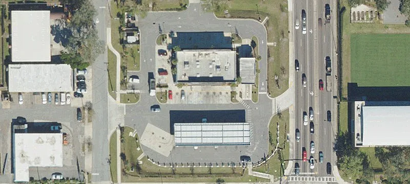 1006 Lakeland Hls Blvd