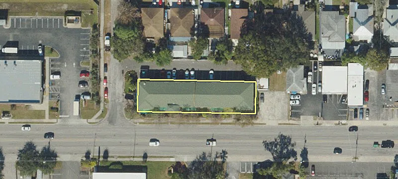 2933 Columbus Dr