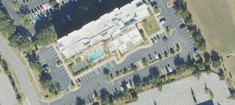 825 Heathrow Park Ln