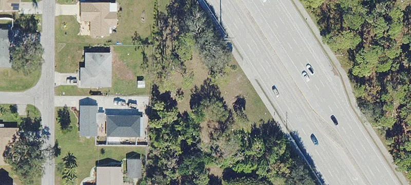 4800 State Rd 776