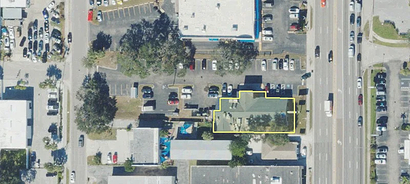 3926 Tamiami Trl