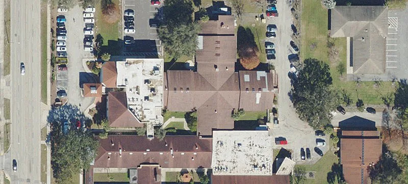 1919 Lakeland Hls Blvd