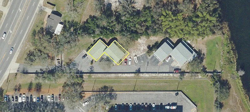 1050 Spirit Lake Rd
