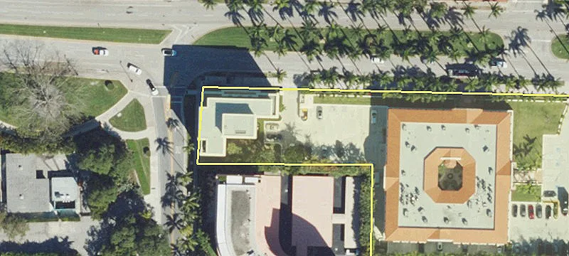 450 Royal Palm Way