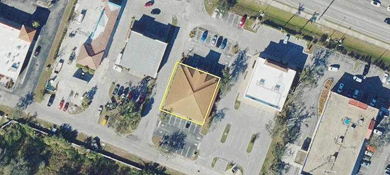14972 Tamiami Trl
