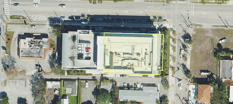 300 Palm Bch Lks Blvd
