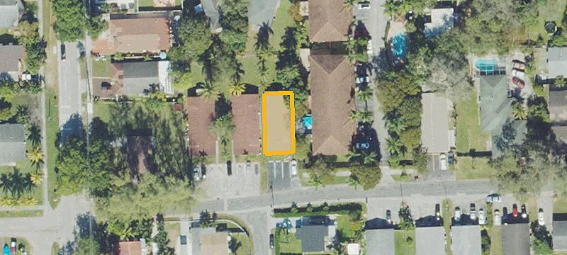 726 7 St