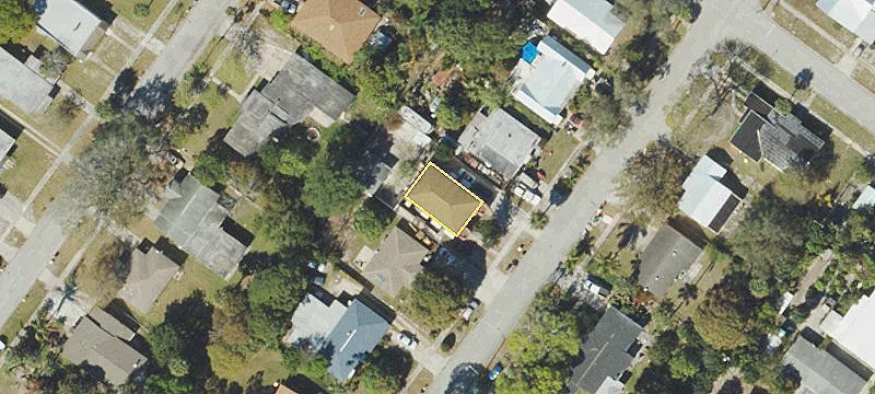 1107 Mayflower Rd