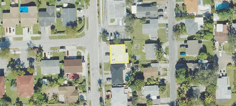 913 8th Ave