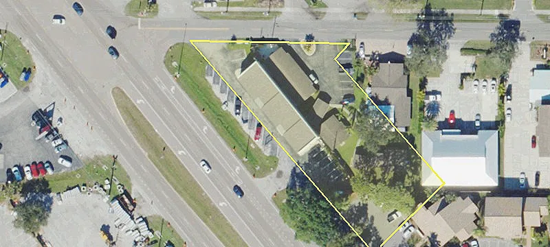 7005 Tamiami Trl