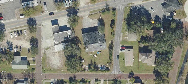 1020 Main St