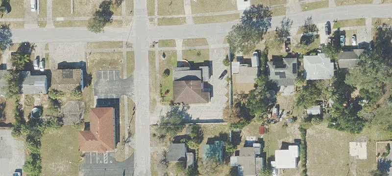 1204 Carlton Ave