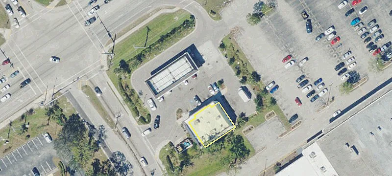 5570 Bayshore Rd