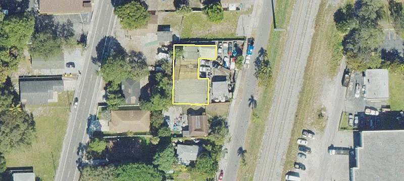 129 4th Ave