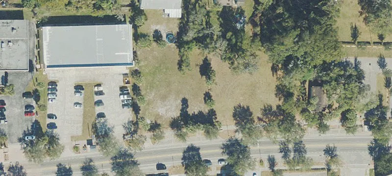 335 Kennedy Blvd