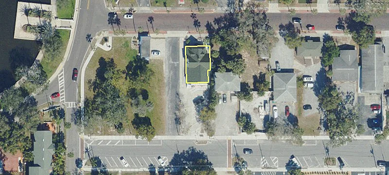 53 Tarpon Ave