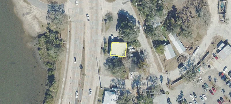 405 Ponce De Leon Blvd