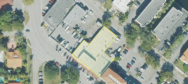 369 Royal Poinciana Blvd