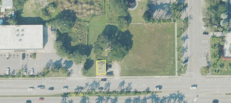 528 Palm Dr