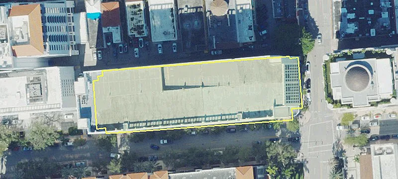 301 Giralda Ave