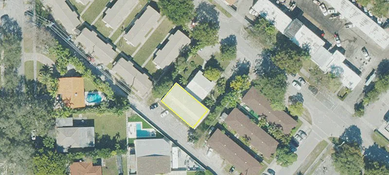 354 Royal Poinciana Blvd