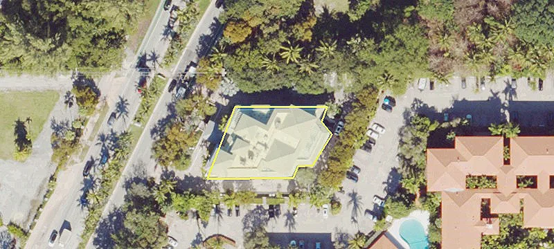 1 Crandon Blvd