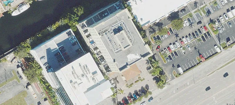 3363 163rd St Ste, Unit 704