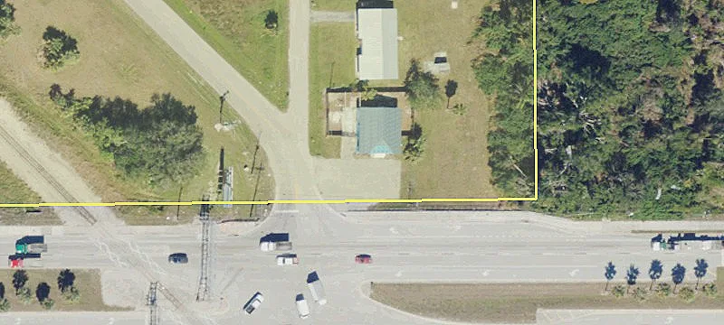 8181 Bayshore Rd