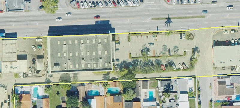 5600 Flagler St