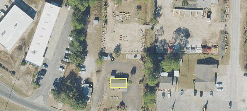 8476 Navarre Pkwy