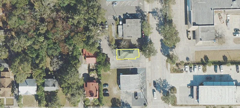236 Woodland Blvd