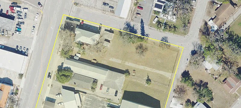 340 Ridgewood Dr