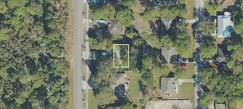 1213 Schumann Dr
