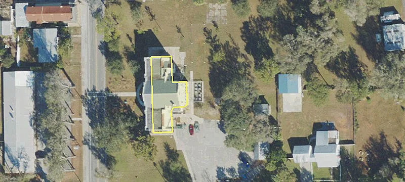 327 Lakeview Dr