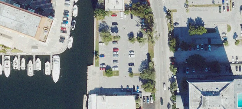 Seabreeze Blvd