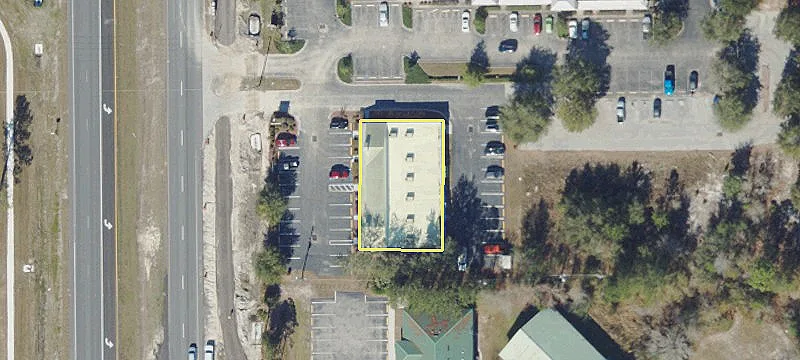8361 Suncoast Blvd